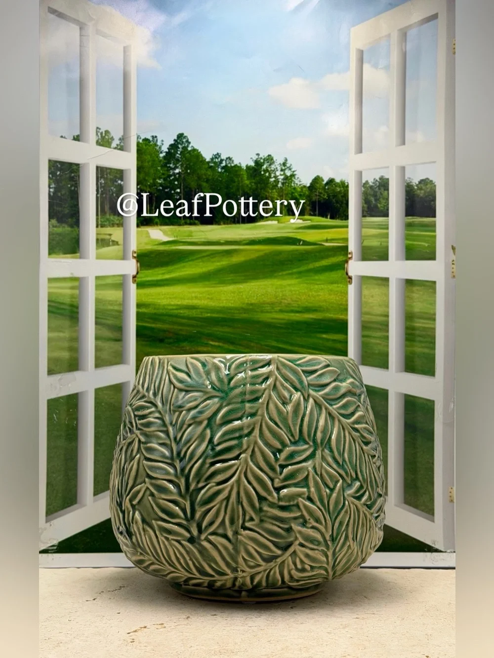 Green Leaf Ceramic Planter 7x7, Textured Fern Leaf Flower Pot with Drainage Hole